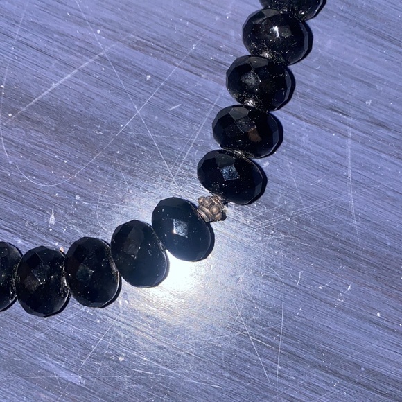 EXEX Genuine Black Onyx Gemstone Necklace with Sterling Silver Clasp and detail - Picture 3 of 5